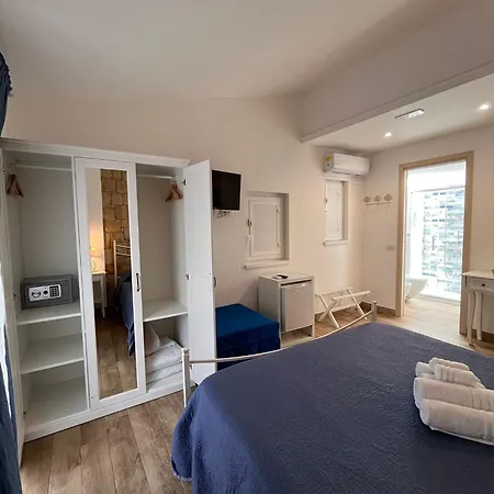 Bed & Breakfast Oltremare Cefalu
