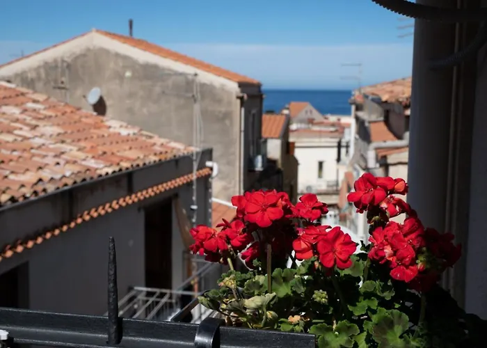 Couette-café Oltremare Cefalù